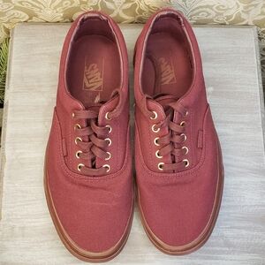 Vans Off the Wall Maroon Canvas Sneakers with Gold Eyelets men's size 11